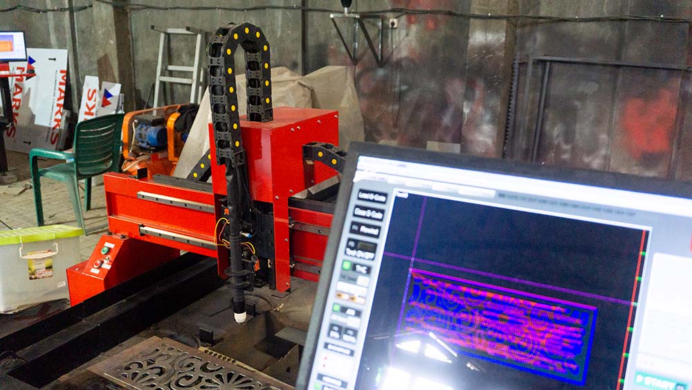 Mesin CNC Plasma V4 INSECO 3